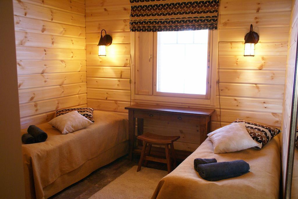 Kartanohotelli Satulinna Huvilat Hirvensalmi Quarto foto